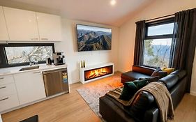 Mount Buller Alpine Chalet Mountain Views Sleeps Up To 12